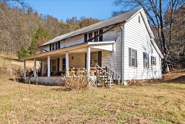 3885 Delina Rd, Cornersville, TN 37047
