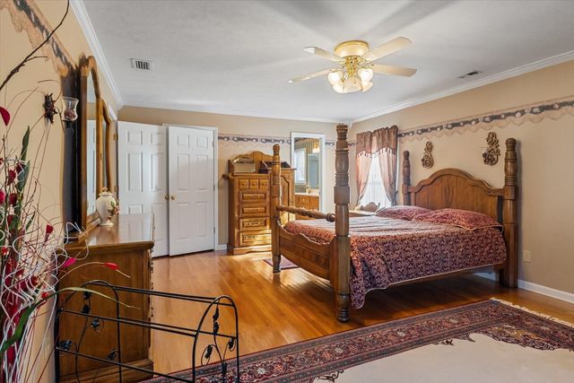 3885 Delina Rd, Cornersville, TN 37047