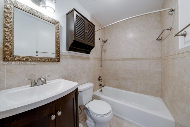 8048 SW 80 AVE 8048, Miami, FL 33143