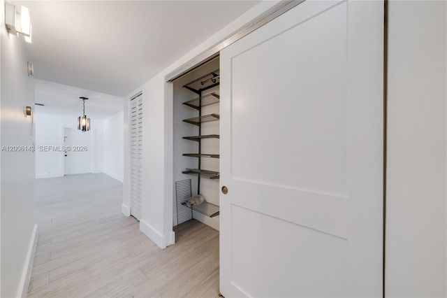 8048 SW 80 AVE 8048, Miami, FL 33143