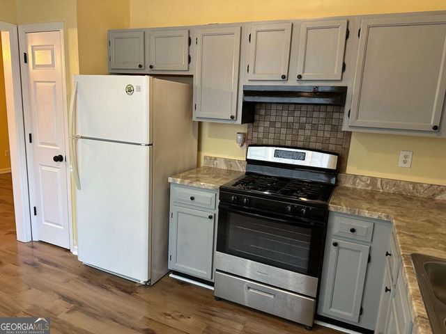 4873 Fenbrook Drive, Stone Mountain, GA 30088