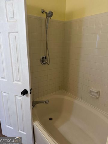 4873 Fenbrook Drive, Stone Mountain, GA 30088