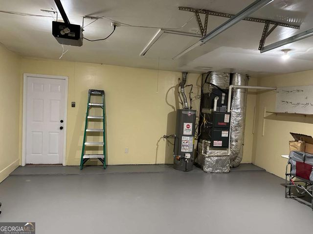 4873 Fenbrook Drive, Stone Mountain, GA 30088