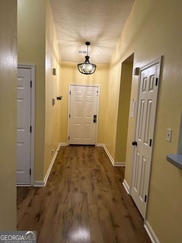 4873 Fenbrook Drive, Stone Mountain, GA 30088