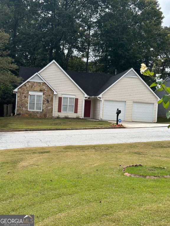 4873 Fenbrook Drive, Stone Mountain, GA 30088