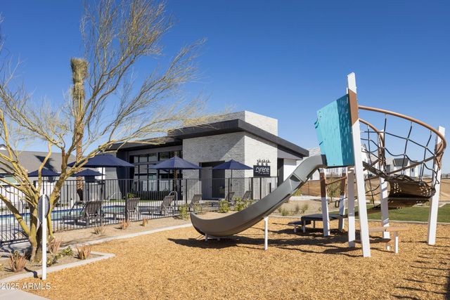 9117 N 181st Avenue 80, Waddell, AZ 85355