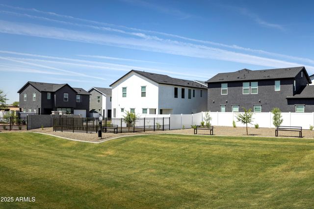 9117 N 181st Avenue 80, Waddell, AZ 85355