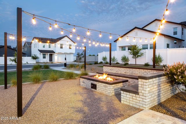 9117 N 181st Avenue 80, Waddell, AZ 85355