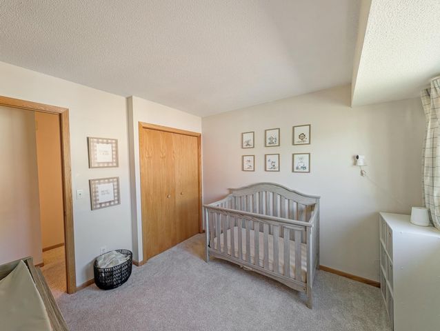1648 Hickory Lane, Eagan, MN 55122