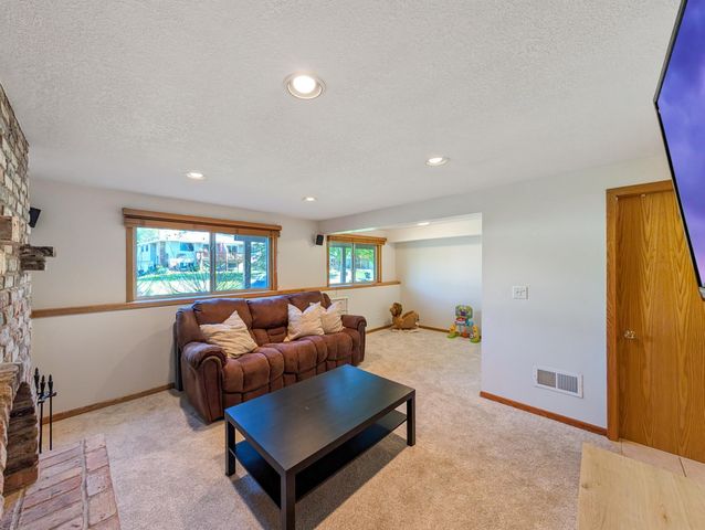 1648 Hickory Lane, Eagan, MN 55122