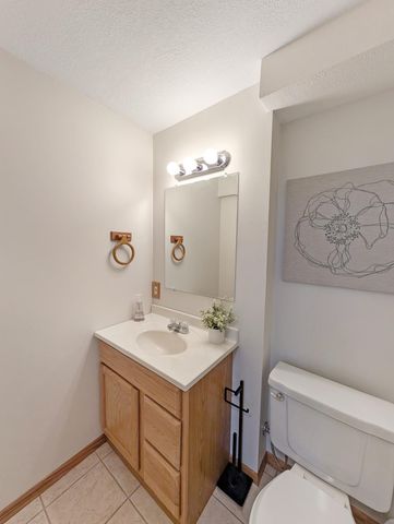 1648 Hickory Lane, Eagan, MN 55122