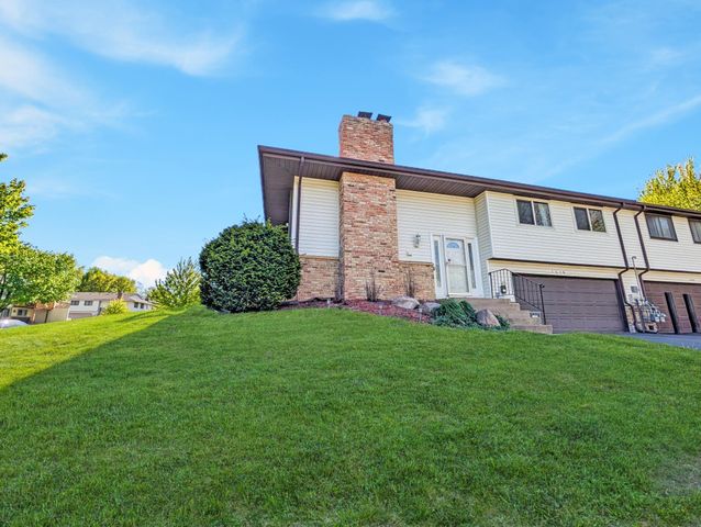 1648 Hickory Lane, Eagan, MN 55122