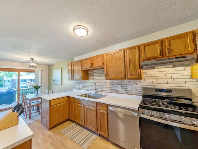 1648 Hickory Lane, Eagan, MN 55122