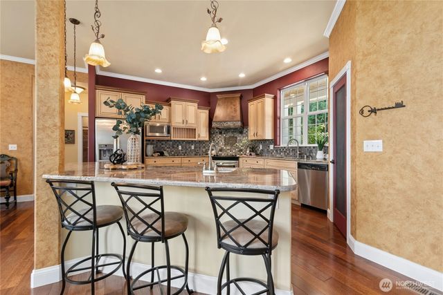 2 201st Avenue NE, Snohomish, WA 98290