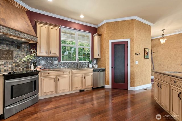 2 201st Avenue NE, Snohomish, WA 98290