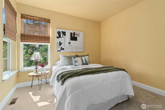 2 201st Avenue NE, Snohomish, WA 98290