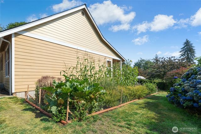 2 201st Avenue NE, Snohomish, WA 98290