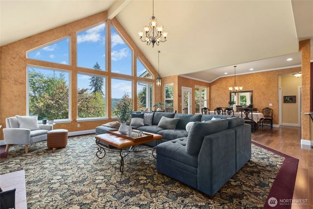 2 201st Avenue NE, Snohomish, WA 98290