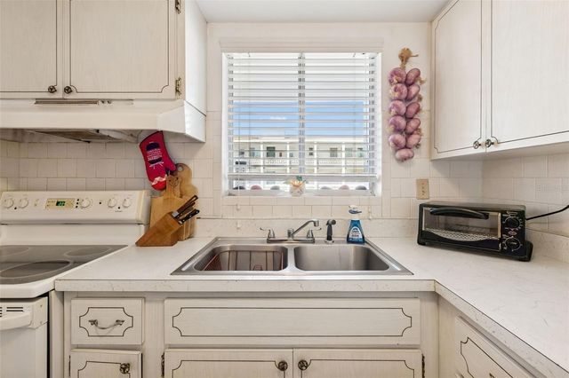 1858 SUNNY DRIVE F21, Bradenton, FL 34207