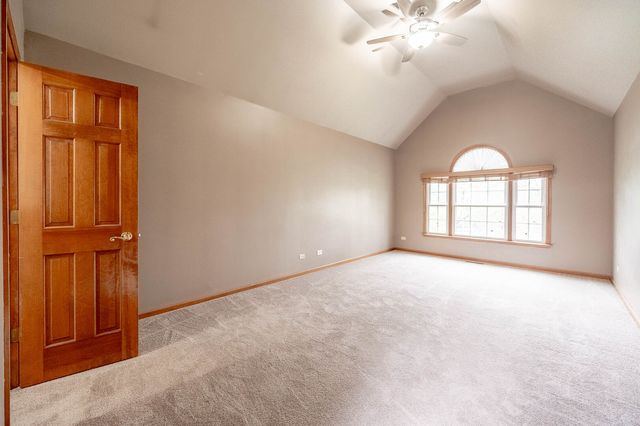3500 Bunker Hill Drive, Algonquin, IL 60102