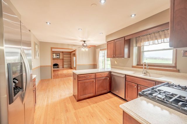 3500 Bunker Hill Drive, Algonquin, IL 60102
