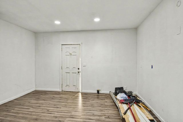 1917 Van Buren Street, Saginaw, MI 48602