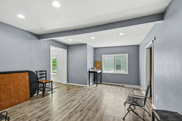1917 Van Buren Street, Saginaw, MI 48602