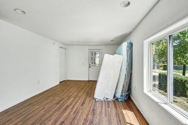 1917 Van Buren Street, Saginaw, MI 48602