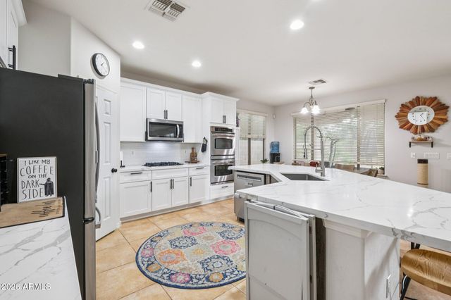 4319 W DIBURGO Drive, New River, AZ 85087