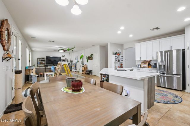 4319 W DIBURGO Drive, New River, AZ 85087