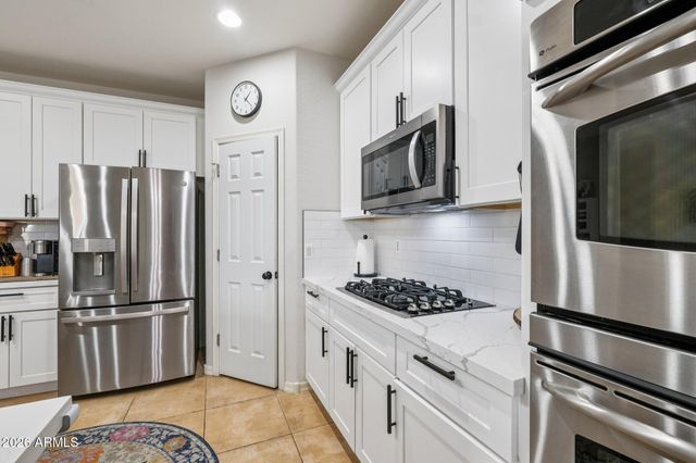 4319 W DIBURGO Drive, New River, AZ 85087