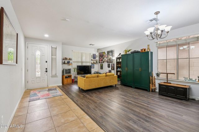 4319 W DIBURGO Drive, New River, AZ 85087