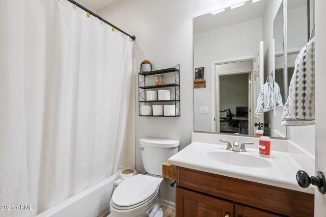 4319 W DIBURGO Drive, New River, AZ 85087