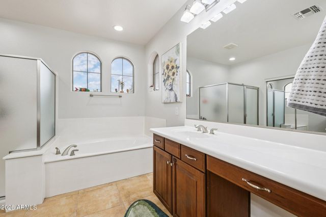 4319 W DIBURGO Drive, New River, AZ 85087