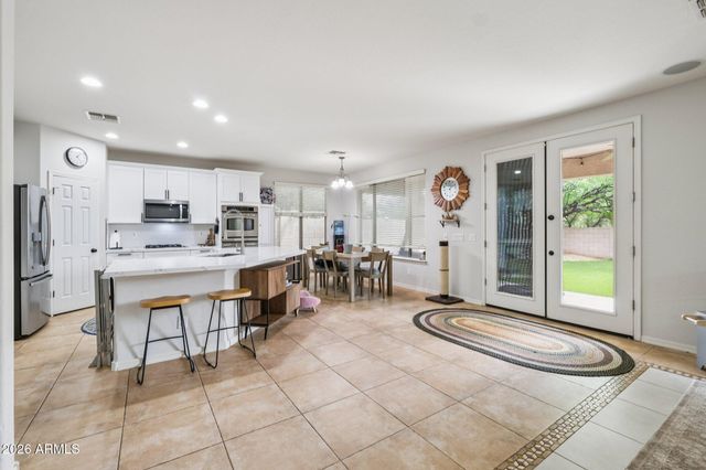 4319 W DIBURGO Drive, New River, AZ 85087