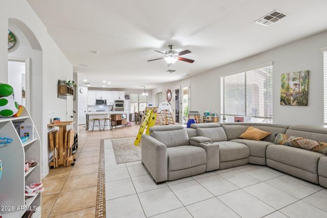 4319 W DIBURGO Drive, New River, AZ 85087