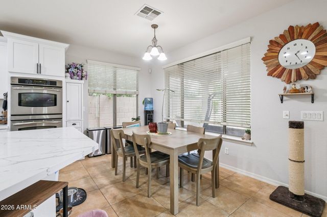 4319 W DIBURGO Drive, New River, AZ 85087