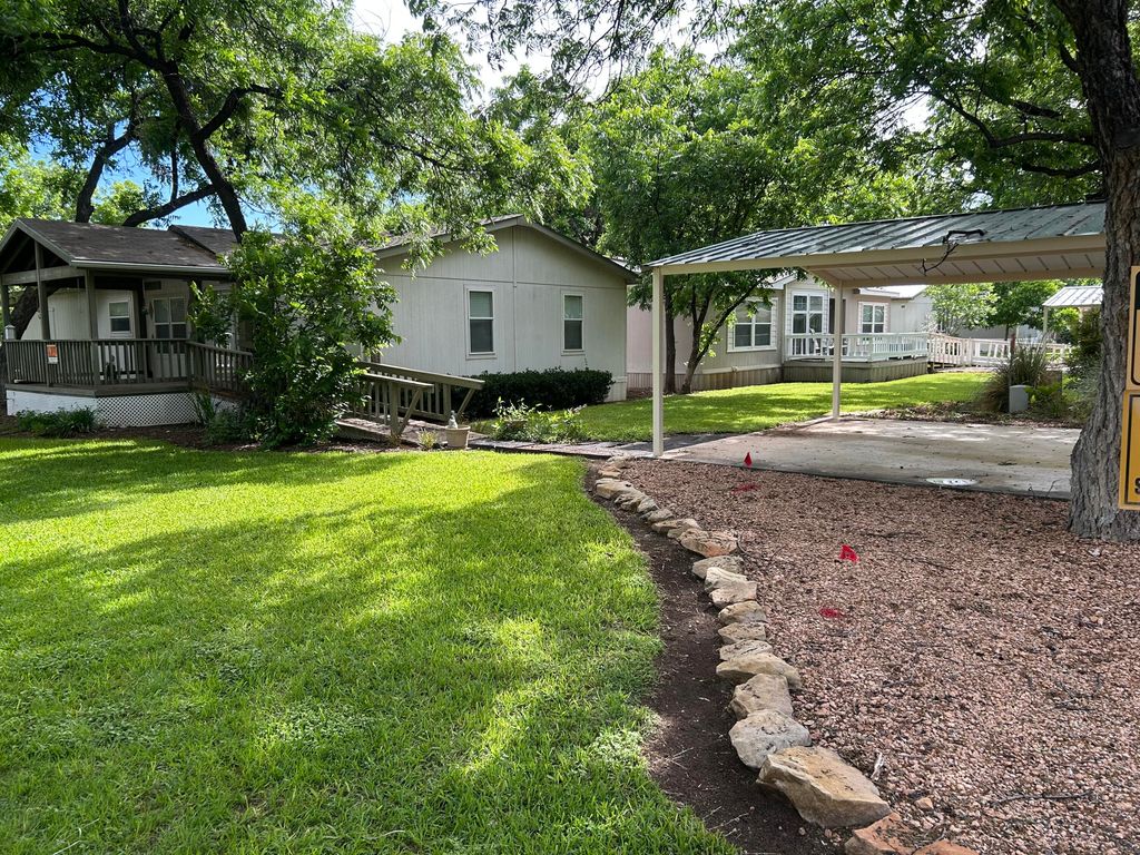 Image 2 of property listing at 3105 Fruitland Farm Court, San Angelo, TX 76903