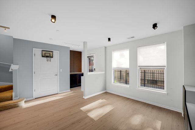 3625 S Morgan Street C, Chicago, IL 60609