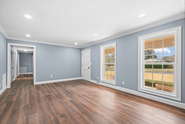 129 Lisa Lane, Dalton, GA 30720