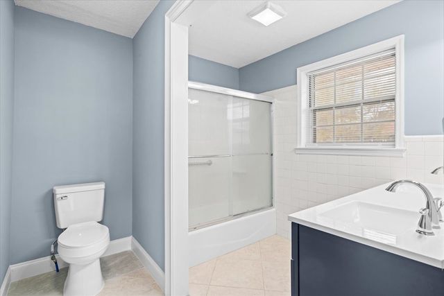 129 Lisa Lane, Dalton, GA 30720