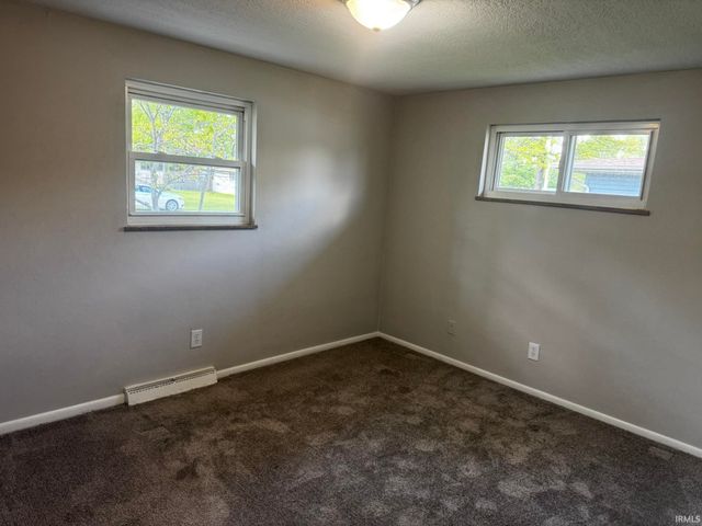 7230 Penrose Drive, Fort Wayne, IN 46835