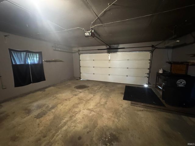 7230 Penrose Drive, Fort Wayne, IN 46835