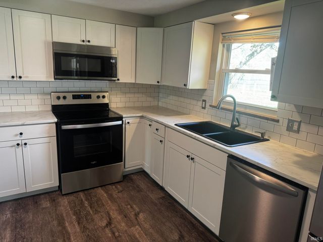 7230 Penrose Drive, Fort Wayne, IN 46835