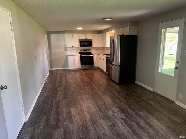 7230 Penrose Drive, Fort Wayne, IN 46835