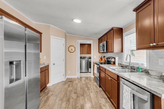 185 Catamount Road, Holly Hill, SC 29059