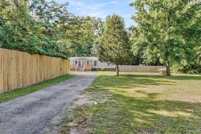 185 Catamount Road, Holly Hill, SC 29059