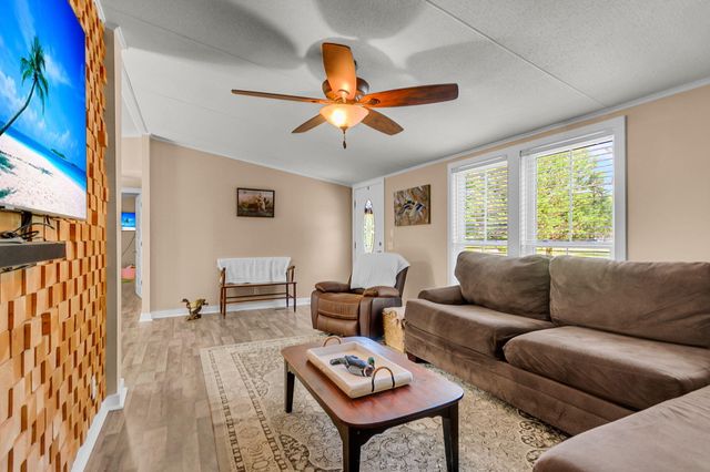 185 Catamount Road, Holly Hill, SC 29059