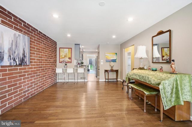 629 W LYNFIELD DR, Rockville, MD 20850
