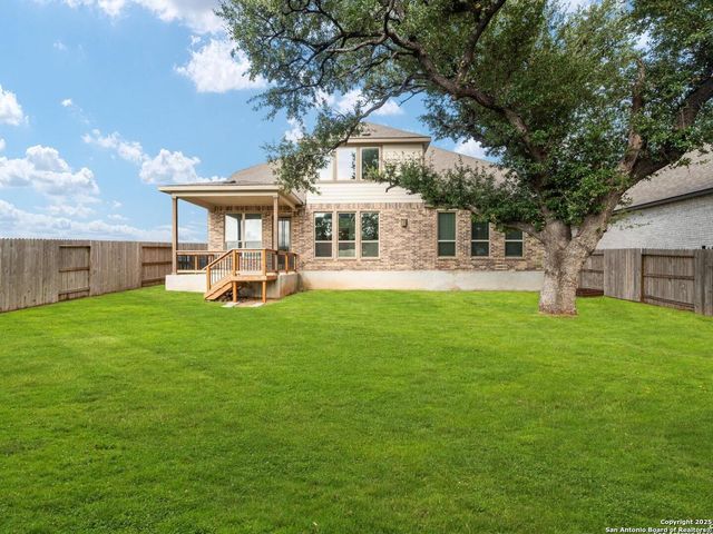 102 Haverton, Boerne, TX 78006